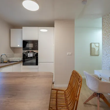 Apartment Le Cocon Boheme, Parking, Clim, Bureau *